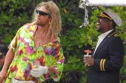 Опубликован трейлер комедии «Пляжный бездельник» с Хармони Корина с Мэттью Макконахи в главной роли