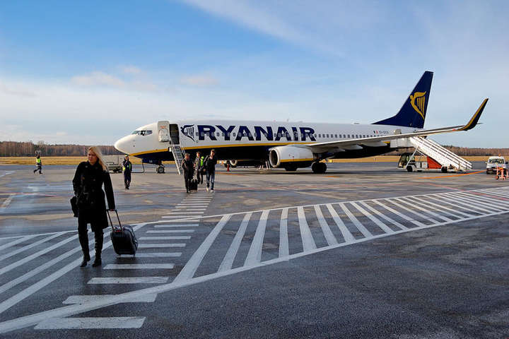 Ryanair скасував 150 рейсів у Німеччині через страйк пілотів 