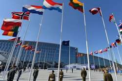 НАТО змінило програму церемонії у США через ураган