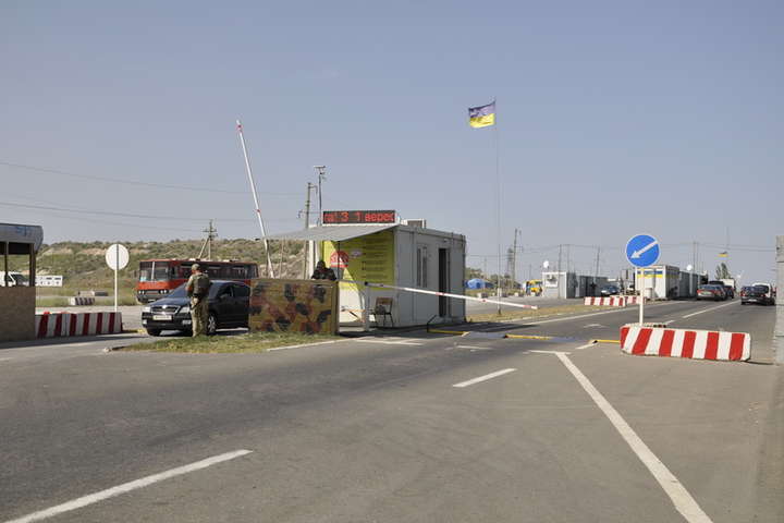 Пункти пропуску на Донбасі за добу перетнули 46 тис. осіб