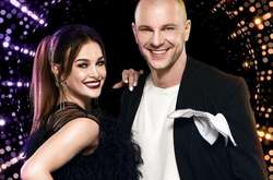 На шоу «Танцы со звездами» одна из пар закрутила роман