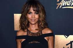 Холли Берри