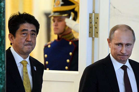 Путін пропонує Японії підписати мирну угоду 