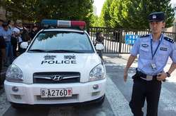 У Китаї автомобіль в’їхав у натовп: 9 загиблих і 43 поранених