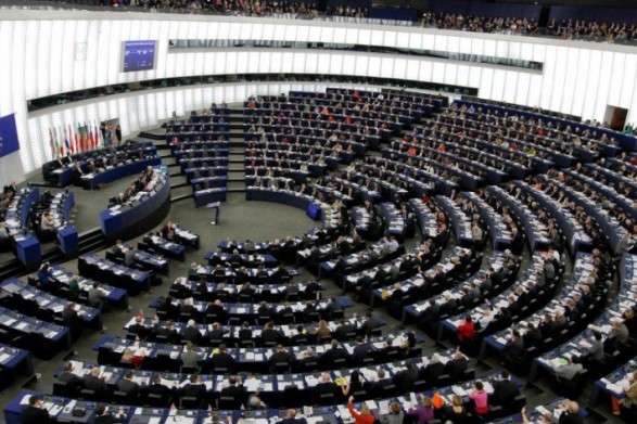 Європарламент схвалив суперечливе посилення захисту авторських прав