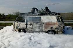 Внаслідок пожежі Volkswagen Transporter отримав значні пошкодження