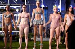 Джиджи и Белла Хадид представили коллекцию белья Рианны на показе в Нью-Йорке