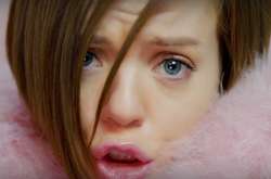 10 музыкальных клипов на грани дозволенного (видео)