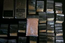 У Херсоні поліцейські викрили групу озброєних торговців амфетаміном 