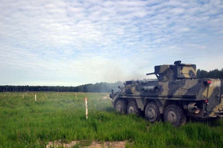 Доба на Донбасі: бойовики застосовують 120-мм міномети та БМП