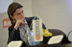 ЛГБТ Сербії виступили проти участі у гей-параді прем’єра-лейбійки