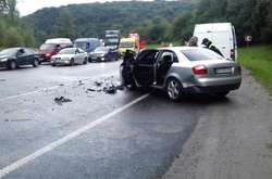 На Львівщині сталася масштабна ДТП: травмовано шестеро осіб