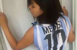 Лео Месси помиловал свою самую горячую поклонницу 