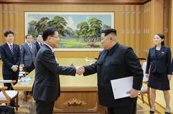 Лідер Південної Кореї прилетів до Пхеньяна уперше за 11 років