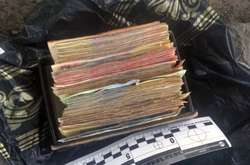 Раніше судимого мешканця Київщини впіймали на крадіжці грошей з каси