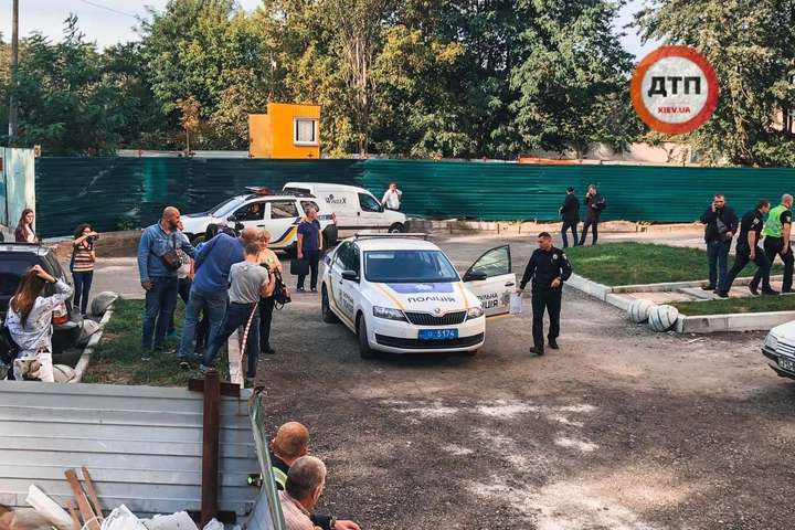 Трагедія біля новобудови у Києві: в поліції повідомили подробиці