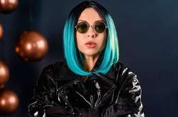 Застывшие образы нежного прошлого: Alisa Mersedes представила новый клип