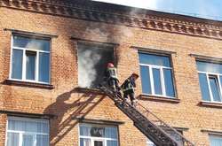 У Хмельницькому горіла школа: евакуювали 395 дітей