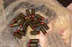 Чоловіка затримано&nbsp;при спробі збути понад 100 патронів калібру 5,45 мм