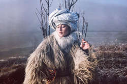 Набережная Марселя и украинский gypsy хип-хоп: новый клип Алины Паш