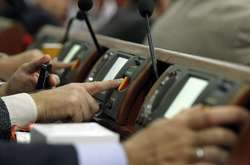 За кожного кандидата нардепи голосували окремо