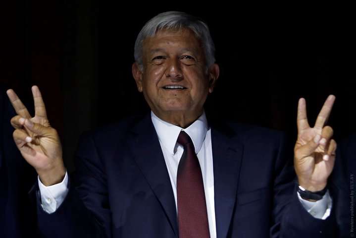 Президент Мексики заявив, що буде спати в гамаку 