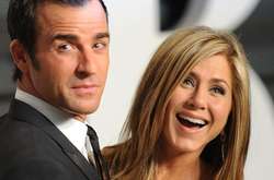  Дженнифер Энистон и Джастин Теру 