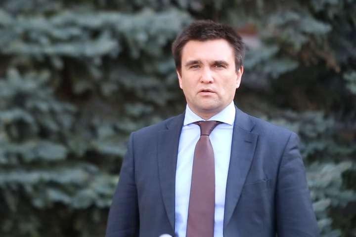 Клімкін: угорський консул на Закарпатті не залишиться в Україні 