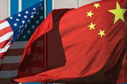 Китай відреагував на американські санкції