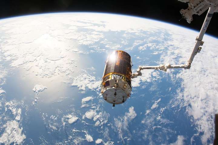 Японія відправила на МКС прототип першого космічного ліфта