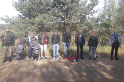 Затримані нелегали