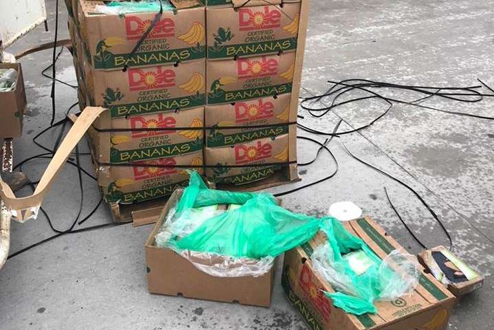У подарованих техаській в’язниці фруктах копи знайшли наркотики на $17 млн