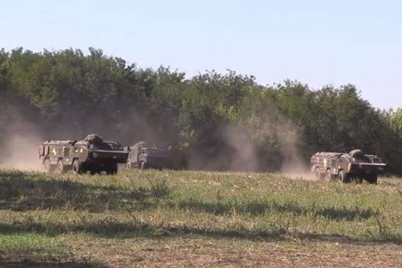 Українські бійці відпрацювали розгортання ракетних військ на Донбасі 