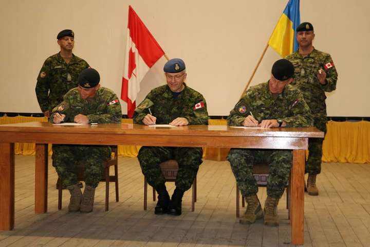 Канадські військові провели ротацію в Україні