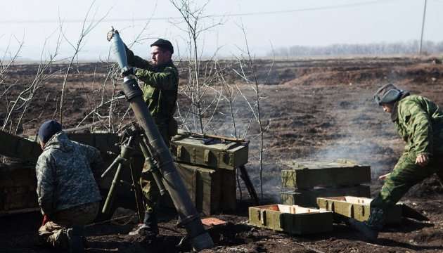 На Донбасі за добу 27 обстрілів: бойовики гатили зі 120 і 82 мм мінометів