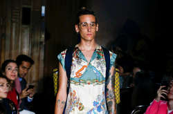 Триумф цвета, буйство образов и превосходный Джаред Лето: все подробности показа Gucci в Париже