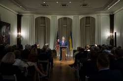 Порошенко чекає від США визнання Голодомору геноцидом на рівні комітету Конгресу