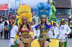 Много перьев и красивых девушек. Как в Гондурасе отметили юбилей города Тегусигальпа