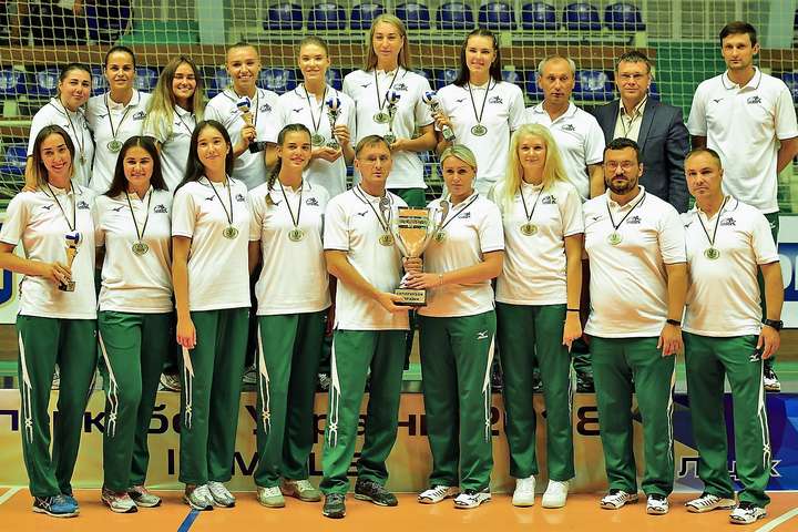 Южненський «Хімік» і львівський «Барком» – володарі суперкубків України з волейболу