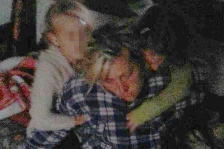 У Гайсинському районі у нетверезої матері поліція забрали двох малолітніх дітей