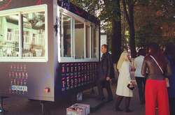 Як у Києві кав’ярні на колесах перетворюються на кавопалаци (фото)