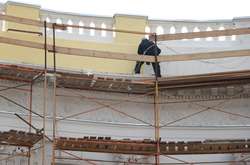 В Одесі реставрують півциркульну будівлю на Приморському бульварі