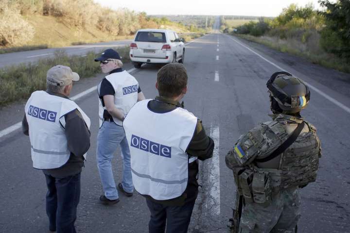 Місія ОБСЄ зафіксувала понад 100 вибухів на Донбасі