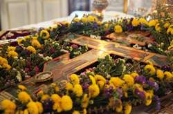 Воздвиження Хреста Господнього