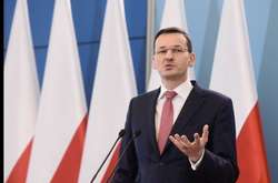 У Польщі суд зобов'язав прем'єра країни спростувати свої слова