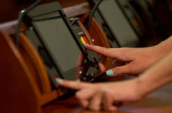 Столичні депутати відмовилися розглядати питання Поштової площі: хто як голосував