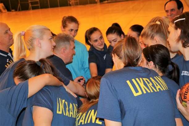 Жіноча збірна України з гандболу проведе товариські матчі з Білоруссю