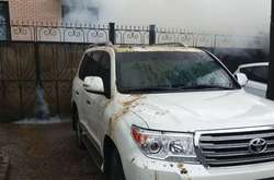 На прощальном ужине «Россотрудничества» в Киеве машины дипломатов РФ облили фекалиями