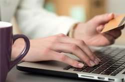 В Одесі жінка влаштувалася працювати в банк, а потім його пограбувала