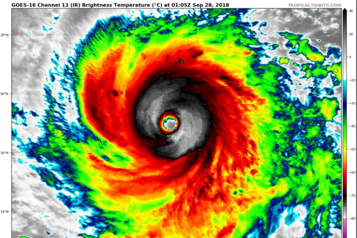 Ураган «Роса» у Тихому океані посилився